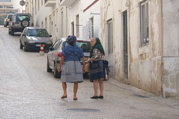 Ayuda Mujeres Mayores En Lugo 6882